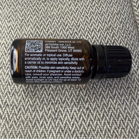 AromaTouch Massage Blend — DoTERRA, 15ml - Picture 8 of 11